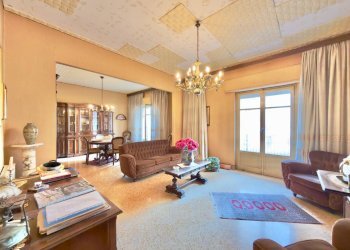 Soggiorno - Appartamento Via Giovan Battista Lulli
 
11, Palermo - foto 4