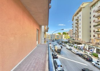 Balcone - Appartamento Via Giovan Battista Lulli
 
11, Palermo - foto 10