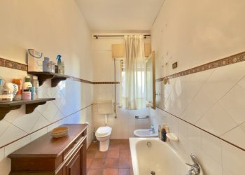 Bagno - Appartamento Via Giovan Battista Lulli
 
11, Palermo - foto 21