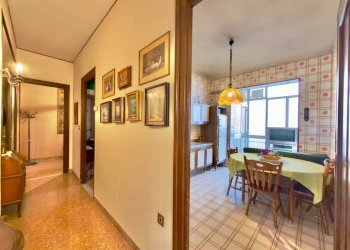 Hall / corridoio - Appartamento Via Giovan Battista Lulli
 
11, Palermo - foto 30