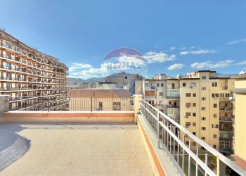 Terrazza - Attico Via Giovan Battista Lulli
 
11, Palermo - foto 1
