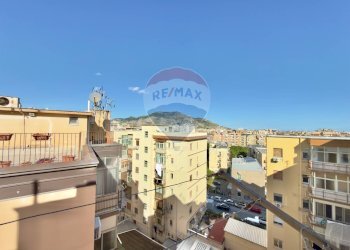 Edificio all\'aperto - Attico Via Giovan Battista Lulli
 
11, Palermo - foto 19