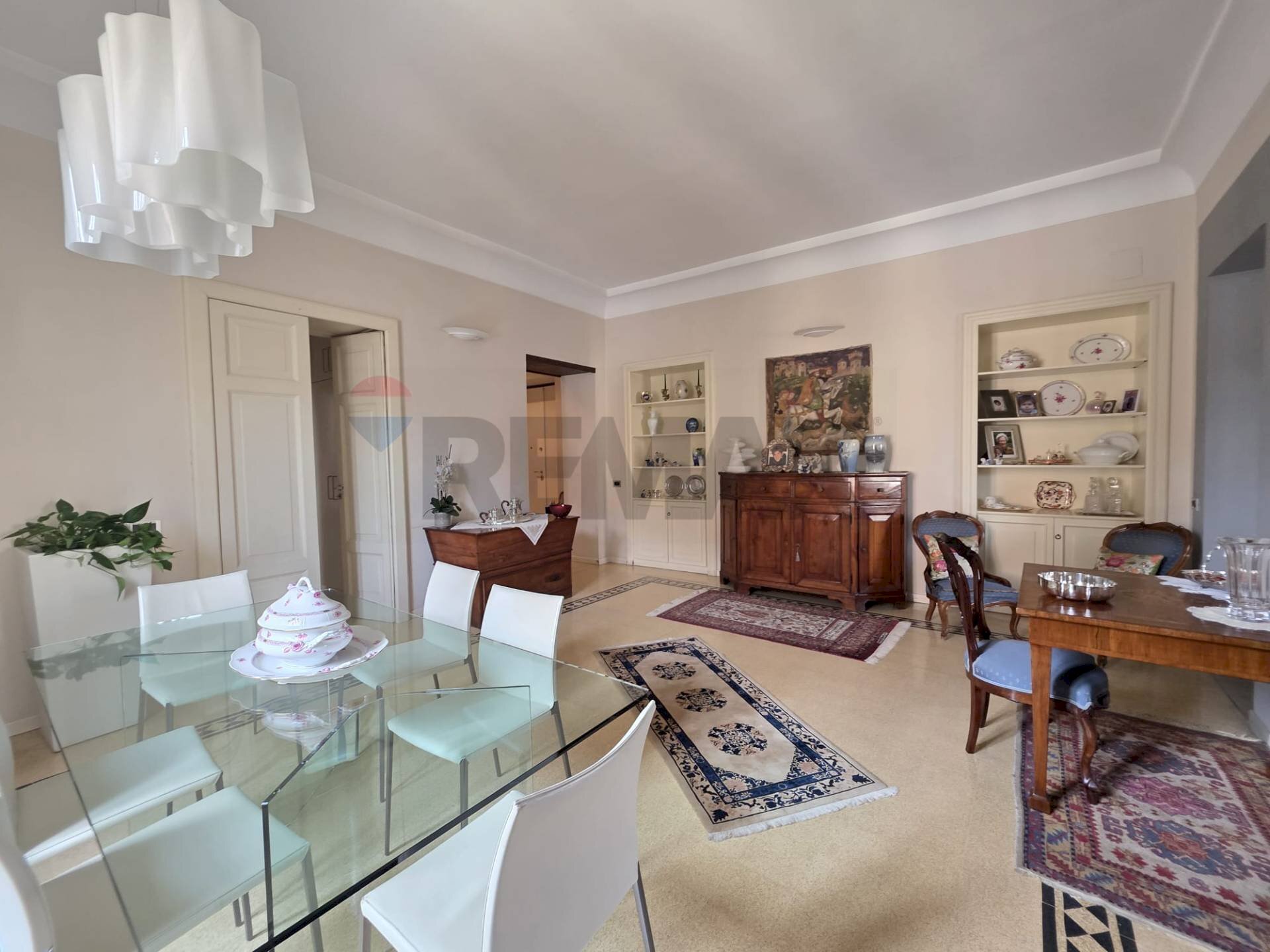 Sala da pranzo - Semi-detached Villa Via Dei Martiri
15, Cosenza - photo 3