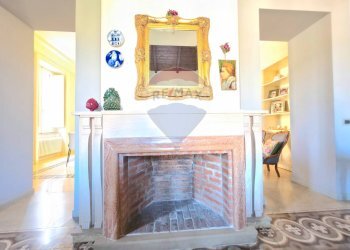 Dettagli - Semi-detached Villa Via Dei Martiri
 
15, Cosenza - photo 11