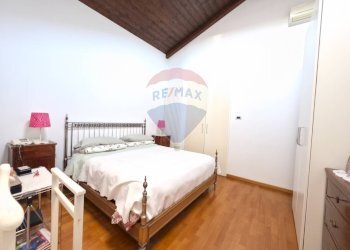 Camera / camera da letto - Semi-detached Villa Via Dei Martiri
 
15, Cosenza - photo 22