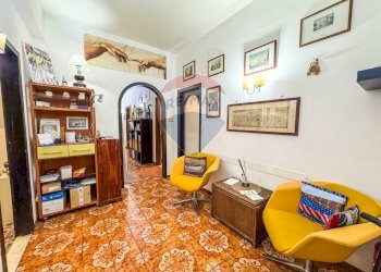 Hall / corridoio - Appartamento Via E. A. Mario, Napoli - foto 4