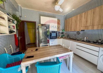 Cucina - Appartamento Via E. A. Mario, Napoli - foto 9