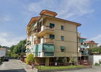 Facciata - Box via Cuneo, 6, Saluzzo - foto 1