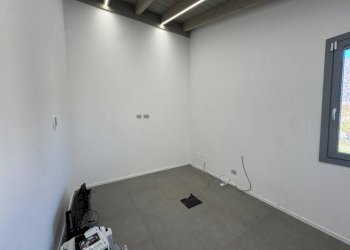 Camera da letto - Trilocale via Giuseppe Verdi, 10, Cuvio - foto 15