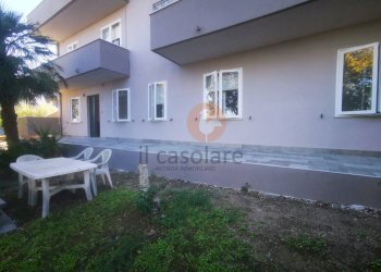 Facciata - Four-room apartment Barchi, Terre Roveresche - photo 5