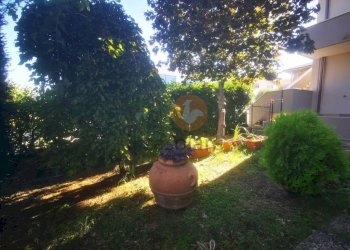 Giardino - Four-room apartment Barchi, Terre Roveresche - photo 15