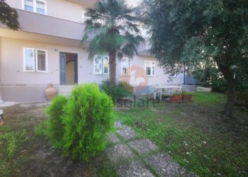 Giardino - Four-room apartment Barchi, Terre Roveresche - photo 16