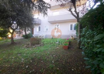 Giardino - Four-room apartment Barchi, Terre Roveresche - photo 17