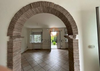 Dettagli - Quadrilocale Barchi, Terre Roveresche - foto 25