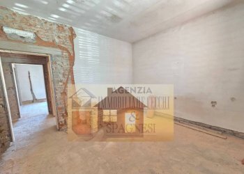 Stanza non arredata - Quadrilocale strada Regionale Pistoiese, Signa - foto 9