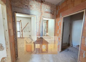 Stanza non arredata - Quadrilocale via Pistoiese, Campi Bisenzio - foto 5