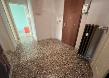 Ingresso - Trilocale via Don Bartolomeo Grazioli, 40, Torino (zona Mirafiori Nord) - foto 9