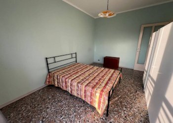Camera da letto - Trilocale via Don Bartolomeo Grazioli, 40, Torino (zona Mirafiori Nord) - foto 12