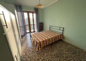 Camera da letto - Trilocale via Don Bartolomeo Grazioli, 40, Torino (zona Mirafiori Nord) - foto 14