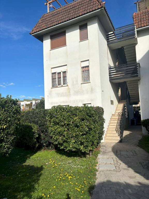 Facciata - Apartment Lungomare degli Ardeatini, 46, Ardea - photo 3