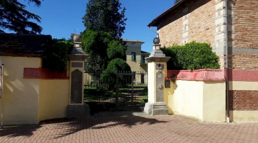 Ingresso - Rustico via Torino, 46, Castelletto Merli - foto 1