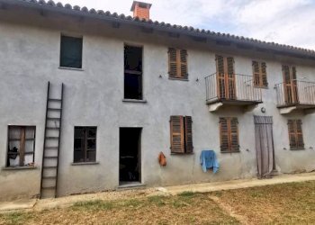 Facciata - Rustico Frazione Quarto Superiore, 78, Asti - foto 3