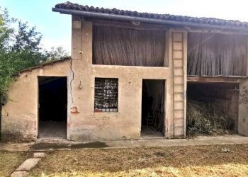 Facciata - Rustico Frazione Quarto Superiore, 78, Asti - foto 14