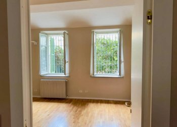 Stanza non arredata - Ufficio via Giosuè Carducci, 64, Asti - foto 3