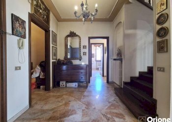 Porzione di casa Modena - foto 18