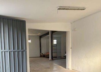 immagine whatsapp 2025-11-28 ore 08.36.53_4fedd5a9 - Capannone via mesula, Roma - foto 1