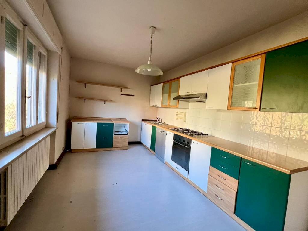 Cucina - Appartamento via Filippo Turati, 10, Roasio - foto 2