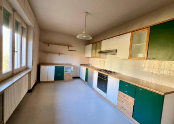 Cucina - Appartamento via Filippo Turati, 10, Roasio - foto 2