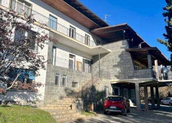 Facciata - Appartamento via Filippo Turati, 10, Roasio - foto 19