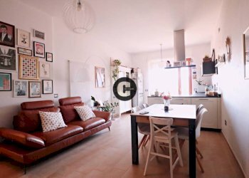 Salone - Three-room apartment corso Tortona, 21, Torino (neighborhood Vanchiglia) - photo 3