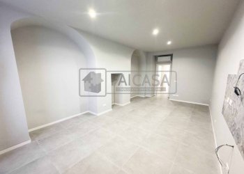 Salone - Bilocale via San Donato, 46, Torino (zona San Donato) - foto 12