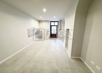 Interno palazzo - Bilocale via San Donato, 46, Torino (zona San Donato) - foto 17