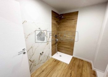 Bagno - Bilocale via San Donato, 46, Torino (zona San Donato) - foto 26