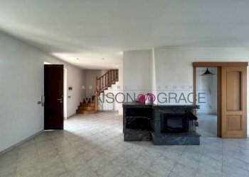 Salone - Villa strada Guarene, 15, Alba - photo 9