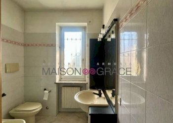 Bagno - Villa strada Guarene, 15, Alba - photo 15