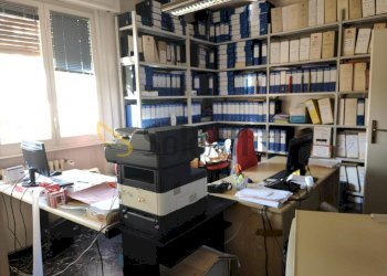 WhatsApp Image 2025-11-26 at 17.23.28 (3).jpeg - Ufficio Via Cesare Balbo 5, Firenze - foto 11