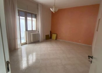 WhatsApp Image 2025-11-25 at 16.34.40 (2).jpeg - Bilocale Via Romolo, Modica - foto 5