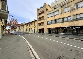 esterno - Commercial Premises Via Andrea Ponti, Cornaredo - photo 10