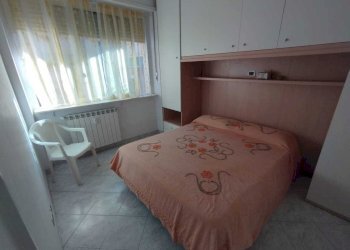 camera da letto - Bilocale Andora - foto 6
