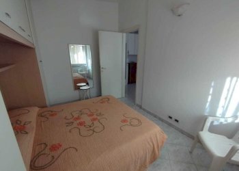 camera da letto - Bilocale Andora - foto 7