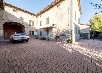 Semi-detached house Via Fermi, Campegine - photo 1