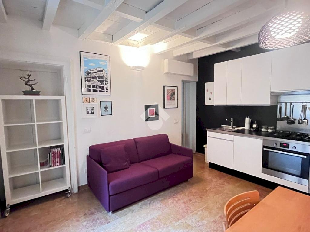 Bilocale Via Vigevano, Milano (zona Porta Genova) - foto 1