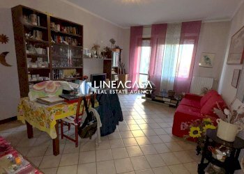 Three-room apartment via Di Vittorio 4, Corsico - photo 8