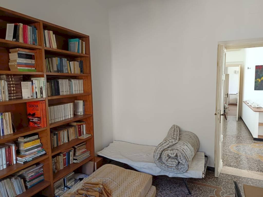 Three-room apartment Genova (neighborhood Castelletto) - photo 3