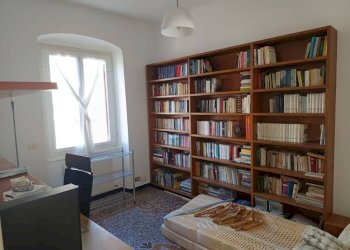 Three-room apartment Genova (neighborhood Castelletto) - photo 2