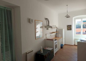 Three-room apartment Genova (neighborhood Castelletto) - photo 5